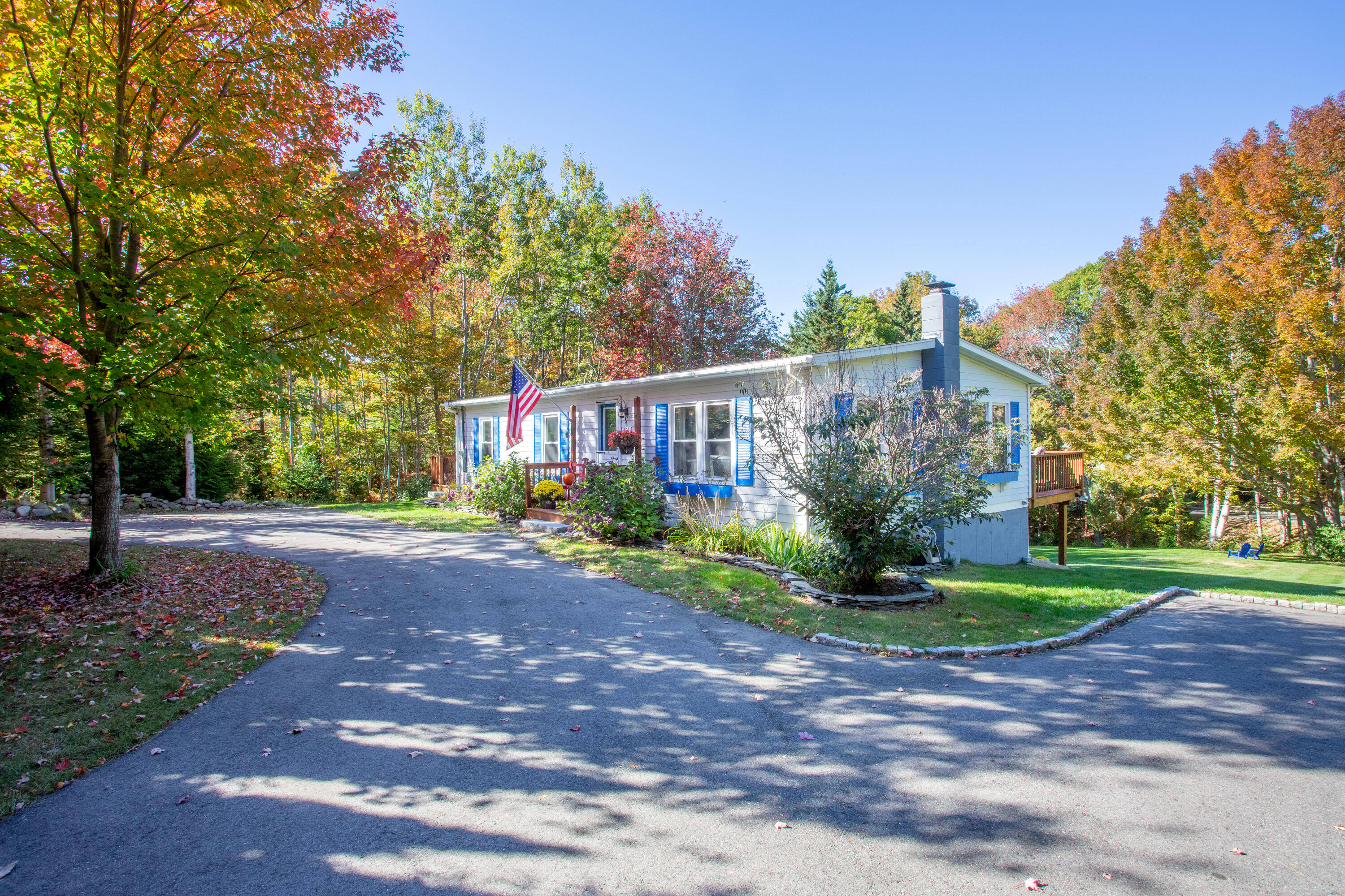 401 Ocean Point Road East Boothbay, ME 04544 - Photo 2 of 26 04-401OceanPointRd-EastBoothbay-KS