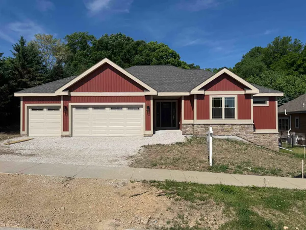 $519,900 | 3 Savannah Parkway, Deerfield, WI 53531