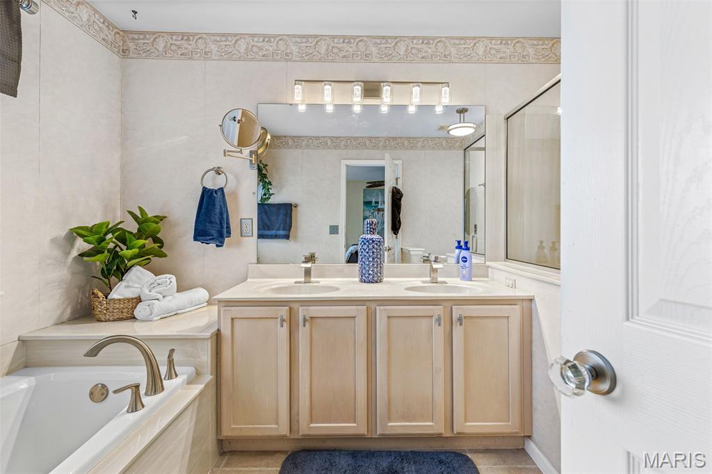 3 Jeremy Court Arnold, MO 63010 - Photo 16 of 42