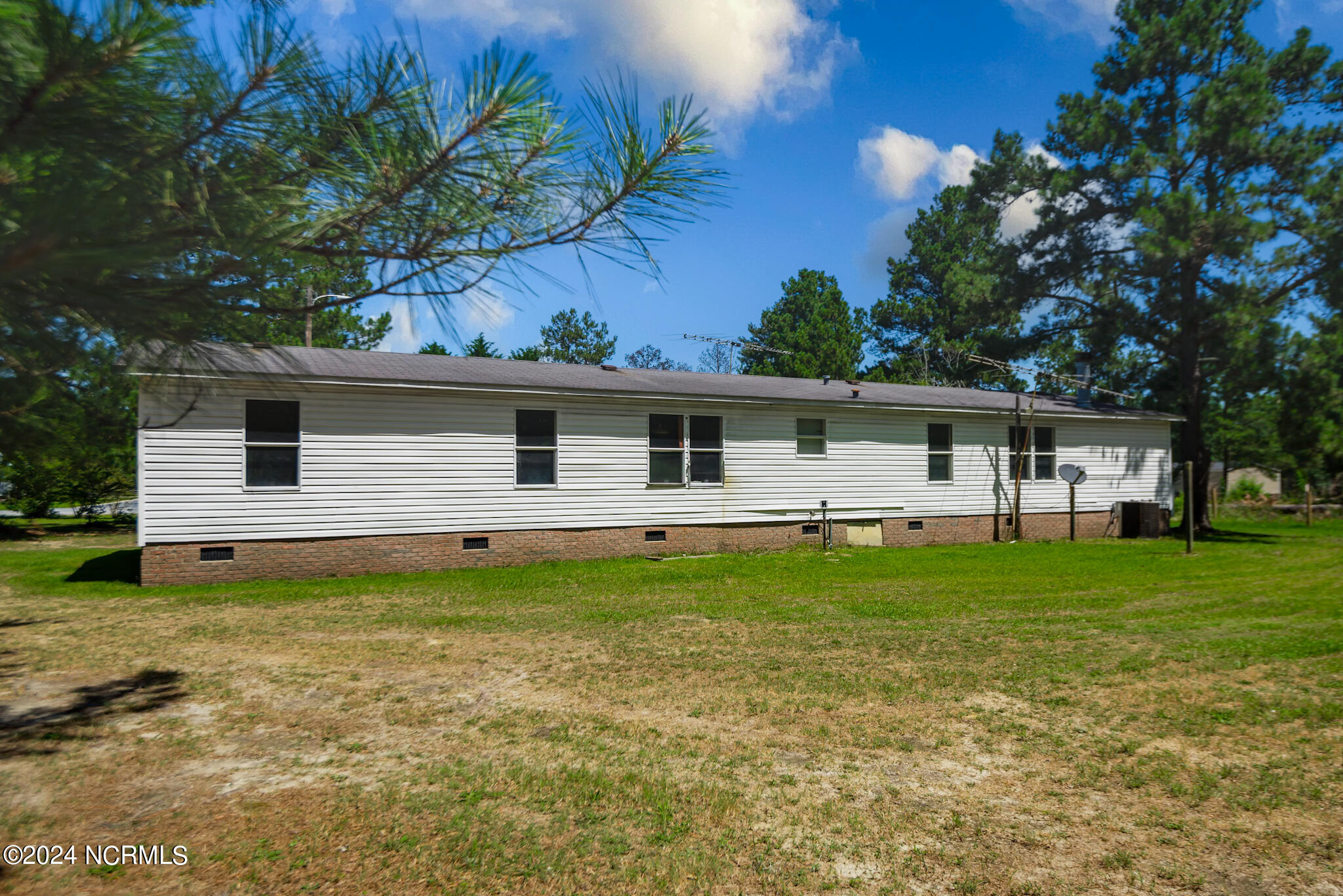 334 Robinson Road Jackson Springs, NC 27281 - Photo 2 of 11 DSC_9221-Edit