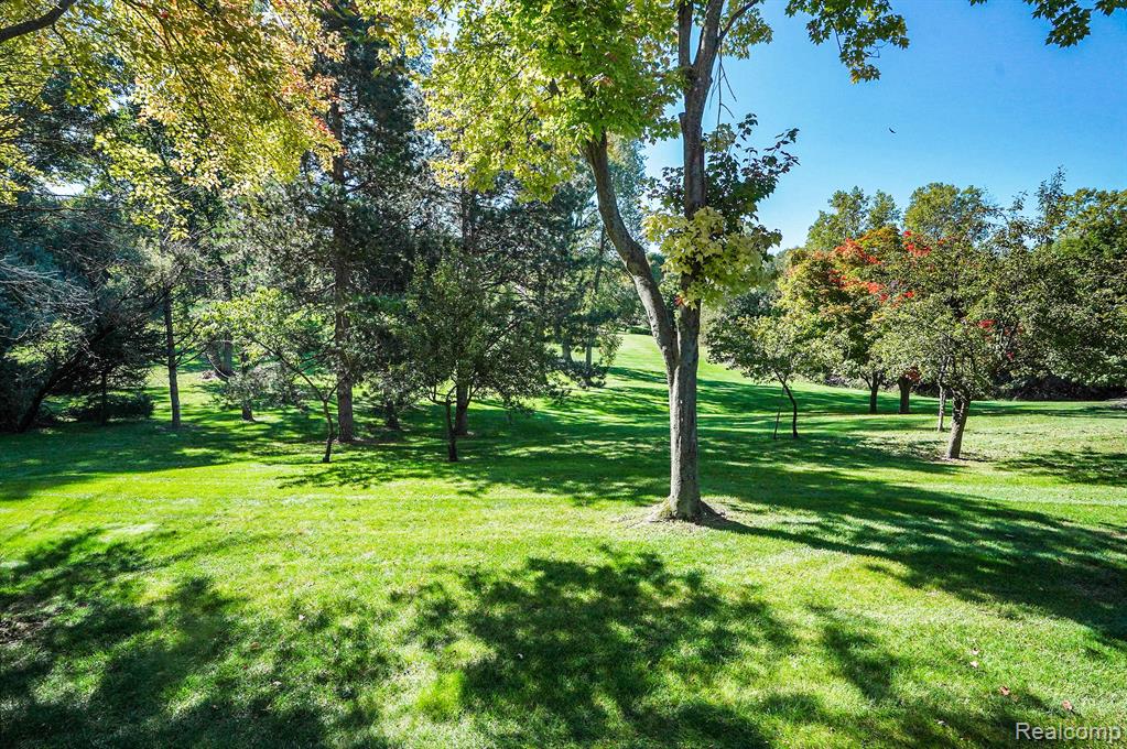2455 Munster Road Rochester Hills, MI 48309 - Photo 36 of 36