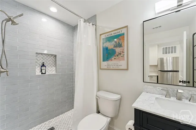 $1,195,000 | 554 East Mc Donough Street, Savannah, GA 31401