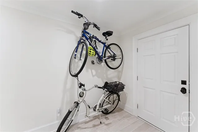 $1,195,000 | 554 East Mc Donough Street, Savannah, GA 31401