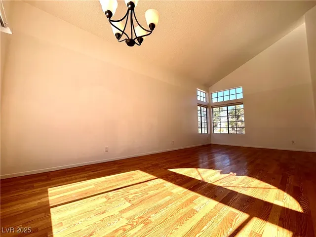 $1,950 | 425 Pemberry Circle, Las Vegas, NV 89123