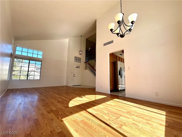 $1,950 | 425 Pemberry Circle, Las Vegas, NV 89123