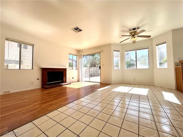 $1,950 | 425 Pemberry Circle, Las Vegas, NV 89123