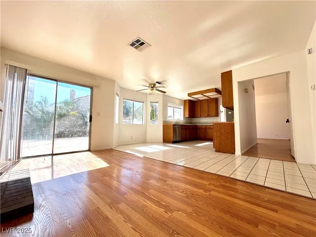 $1,950 | 425 Pemberry Circle, Las Vegas, NV 89123