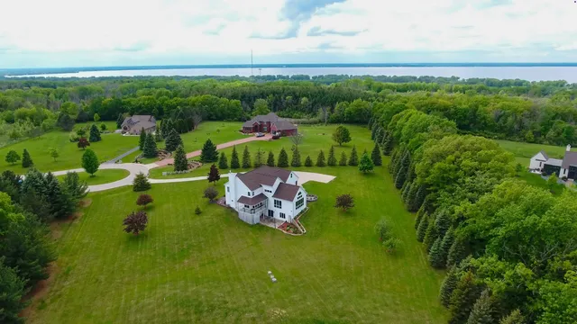 $759,900 | W4087 Parkview Court, Fond du Lac, WI 54937