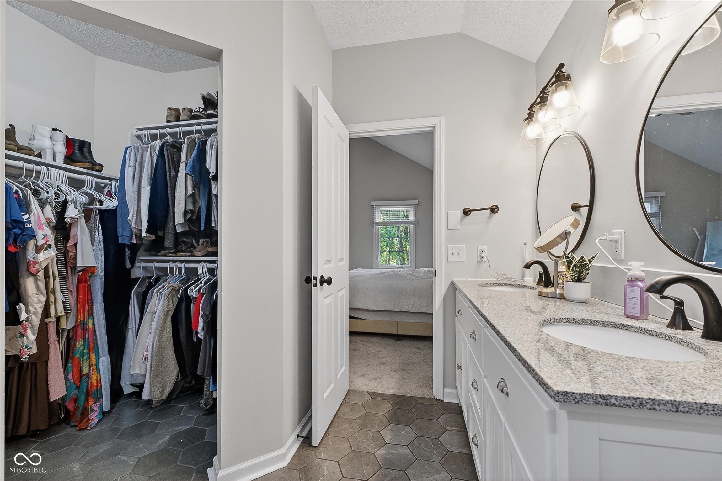 7684 Willow Ridge Fishers, IN 46038 - Photo 16 of 27 Gallery Image 16