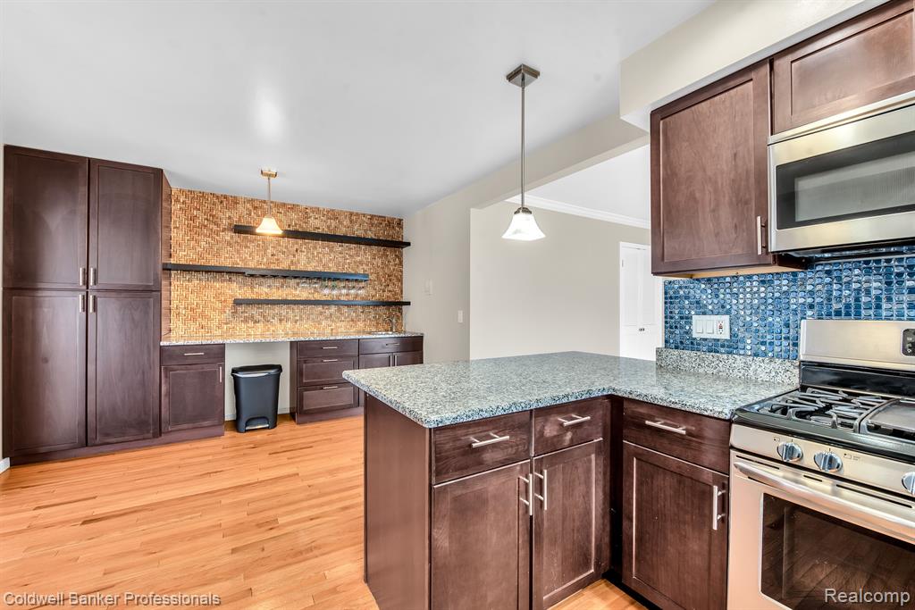 883 Neff Road Grosse Pointe, MI 48230 - Photo 8 of 26 Gallery Image 8