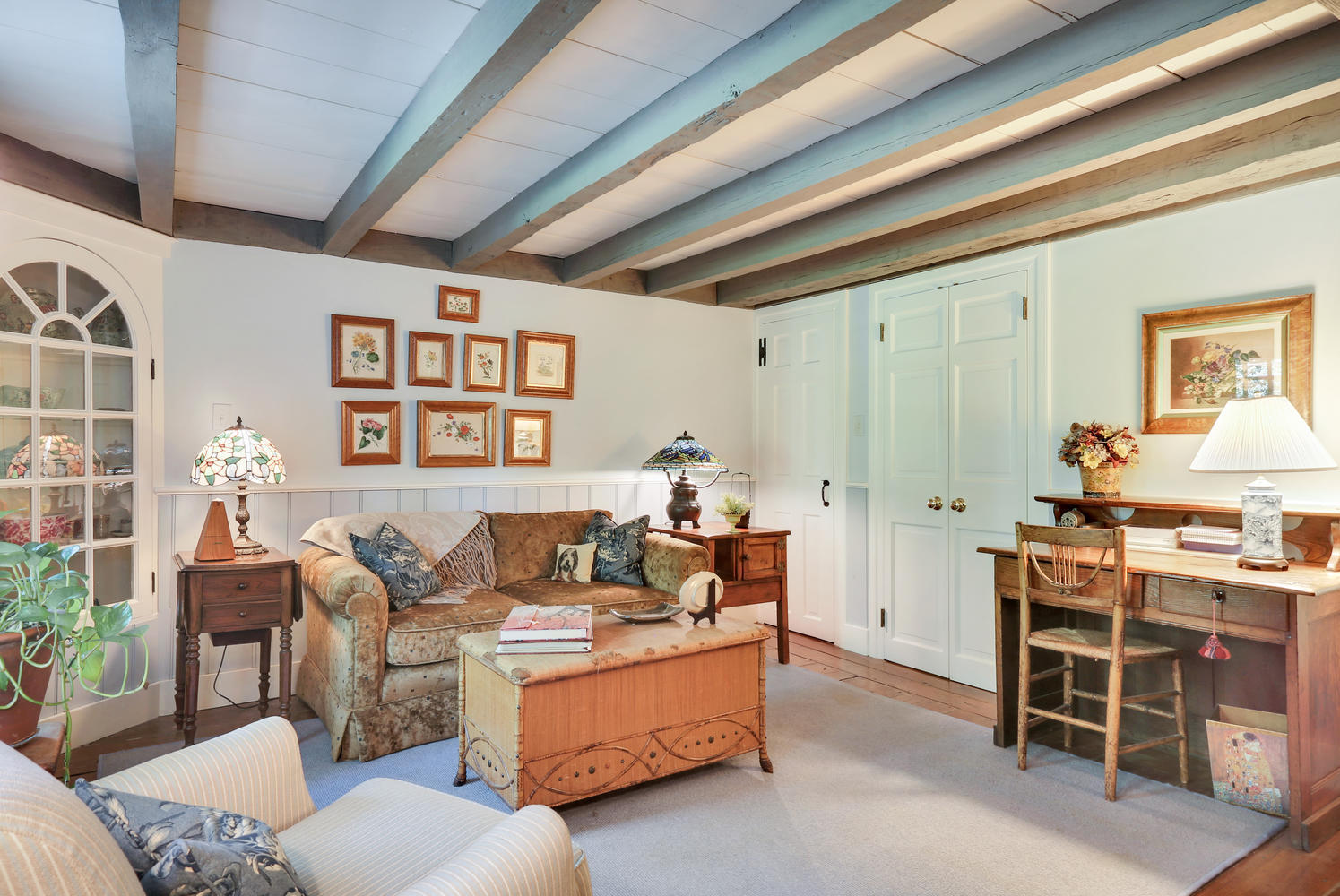 575 Silvermine Road New Canaan, CT 06840 - Photo 14 of 44 Sitting Room