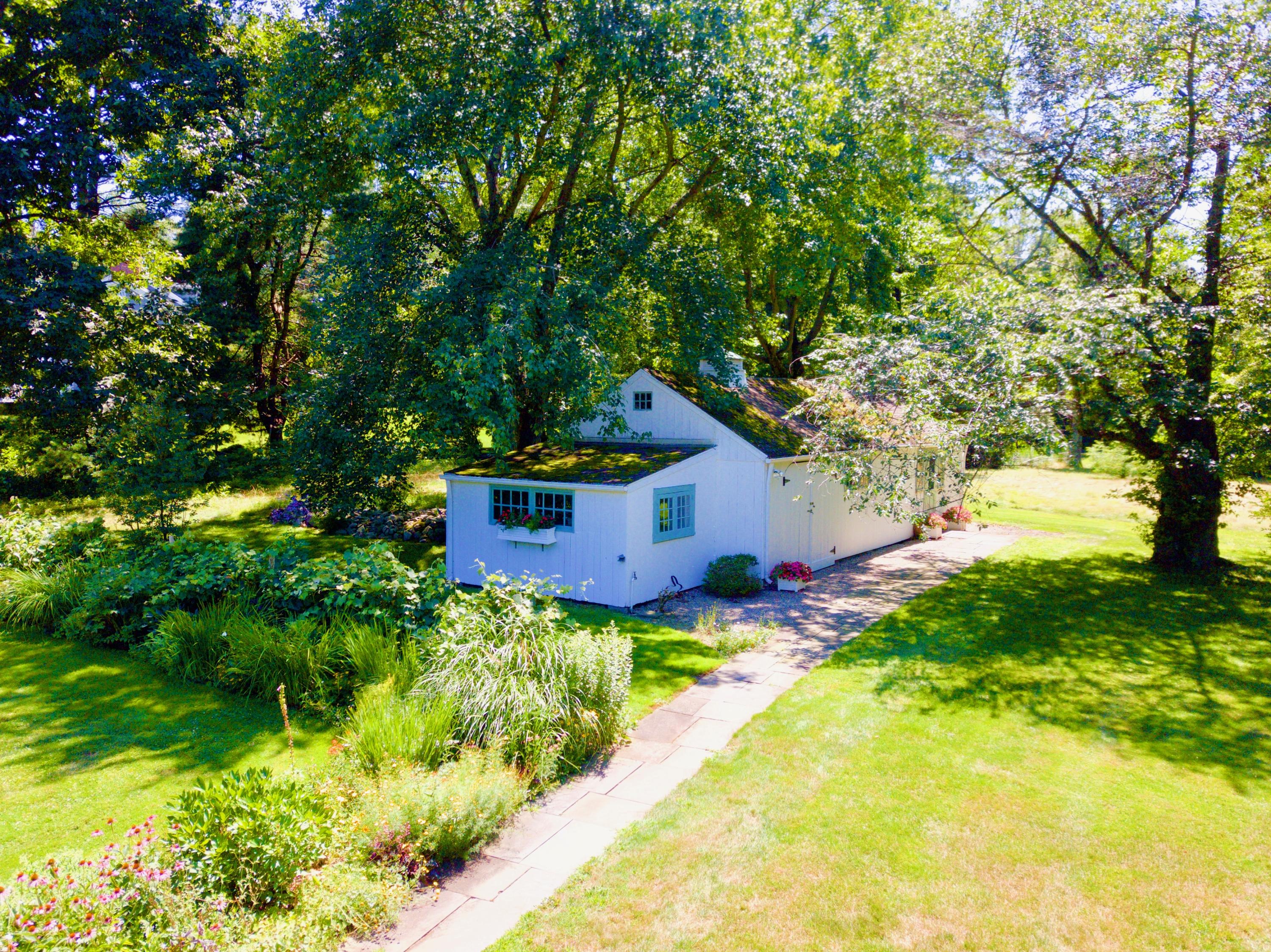 575 Silvermine Road New Canaan, CT 06840 - Photo 30 of 44 Cottage