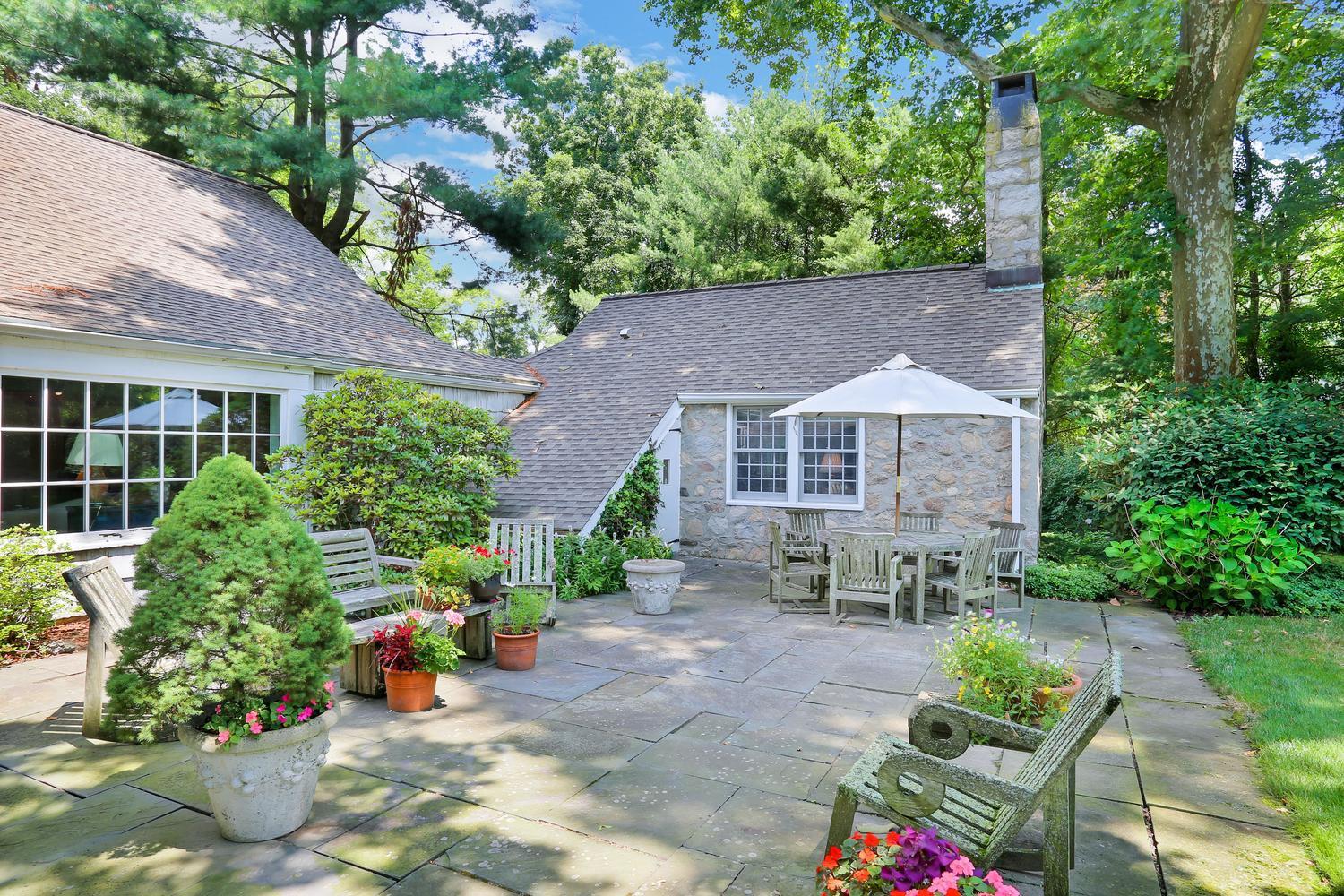 575 Silvermine Road New Canaan, CT 06840 - Photo 35 of 44 Terrace