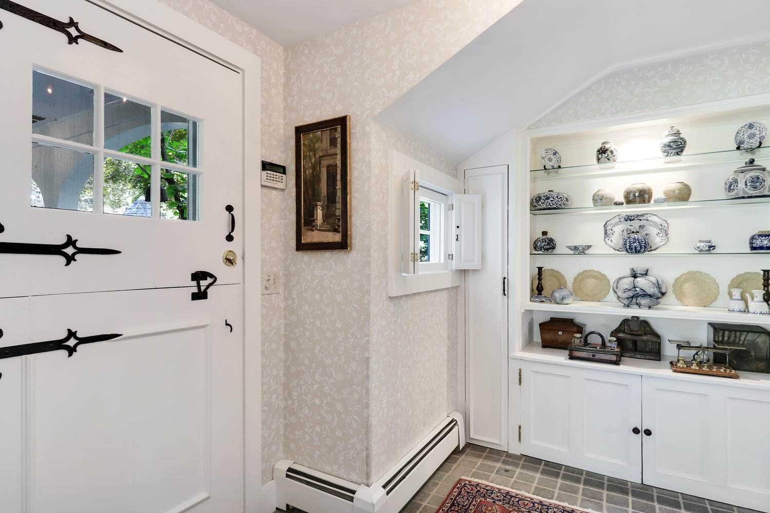 575 Silvermine Road New Canaan, CT 06840 - Photo 5 of 44 Entry