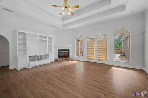 $530,000 | 35110 Stonecastle Drive, Denham Springs, LA 70706