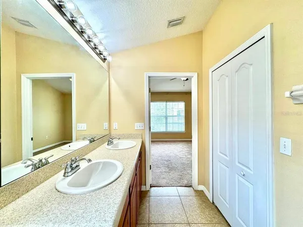 $2,300 | 7001 Interbay Boulevard, Unit 229, Tampa, FL 33616