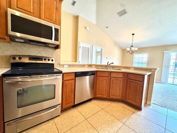 $2,300 | 7001 Interbay Boulevard, Unit 229, Tampa, FL 33616