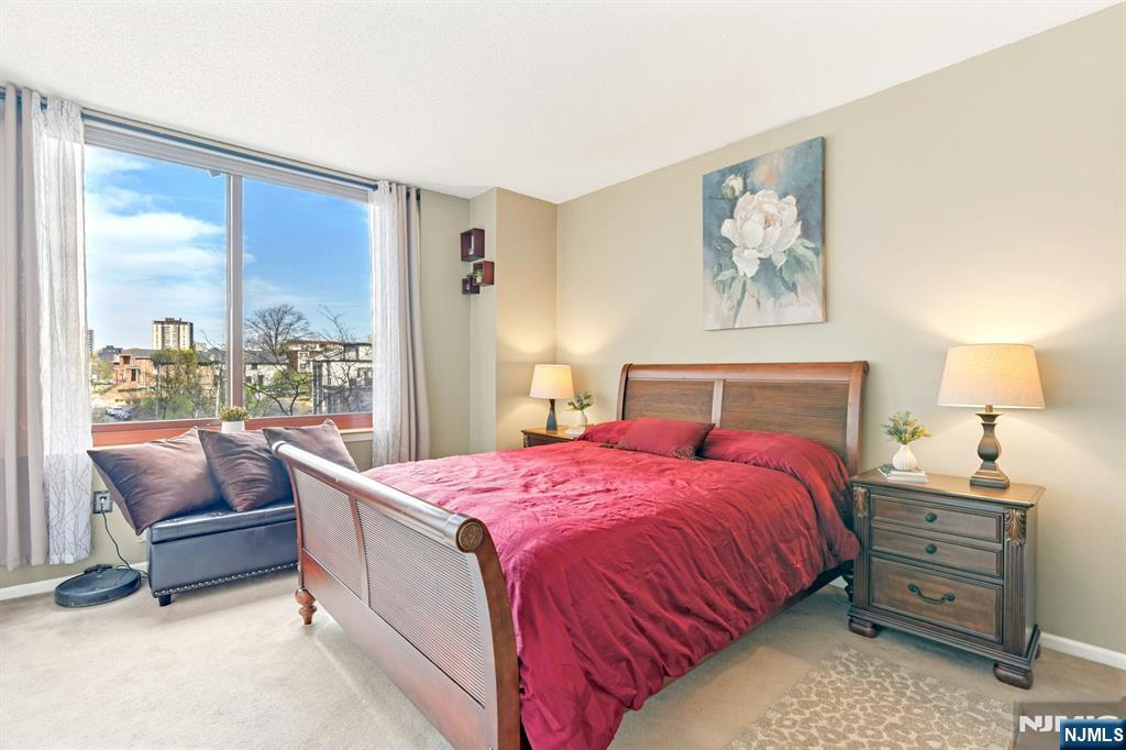 100 Old Palisade Road, Unit 1601 Fort Lee, NJ 07024 - Photo 13 of 28