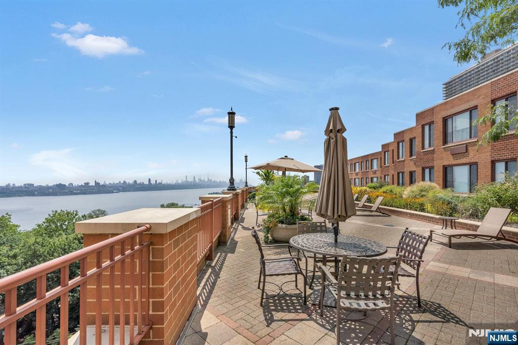 100 Old Palisade Road, Unit 1601 Fort Lee, NJ 07024 - Photo 24 of 28