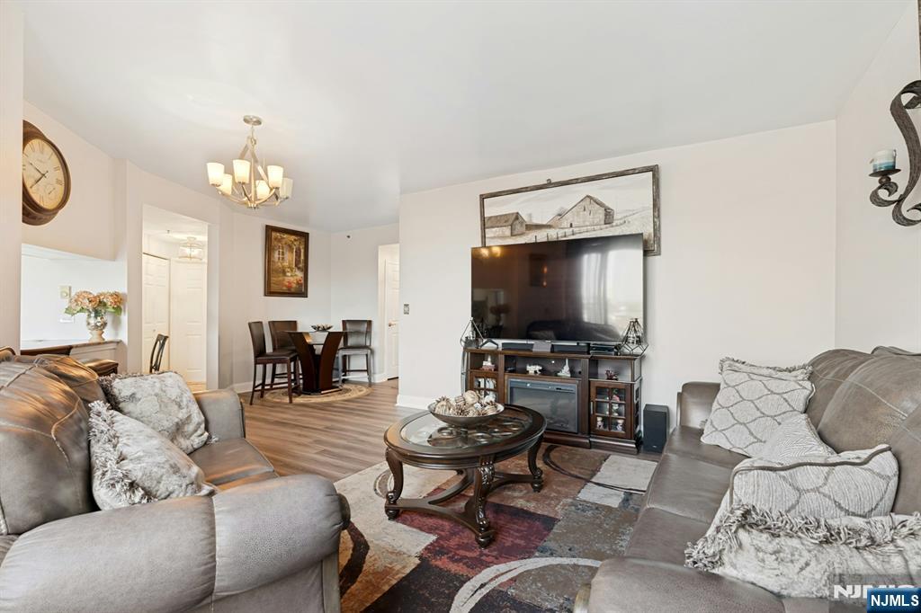 100 Old Palisade Road, Unit 1601 Fort Lee, NJ 07024 - Photo 8 of 28