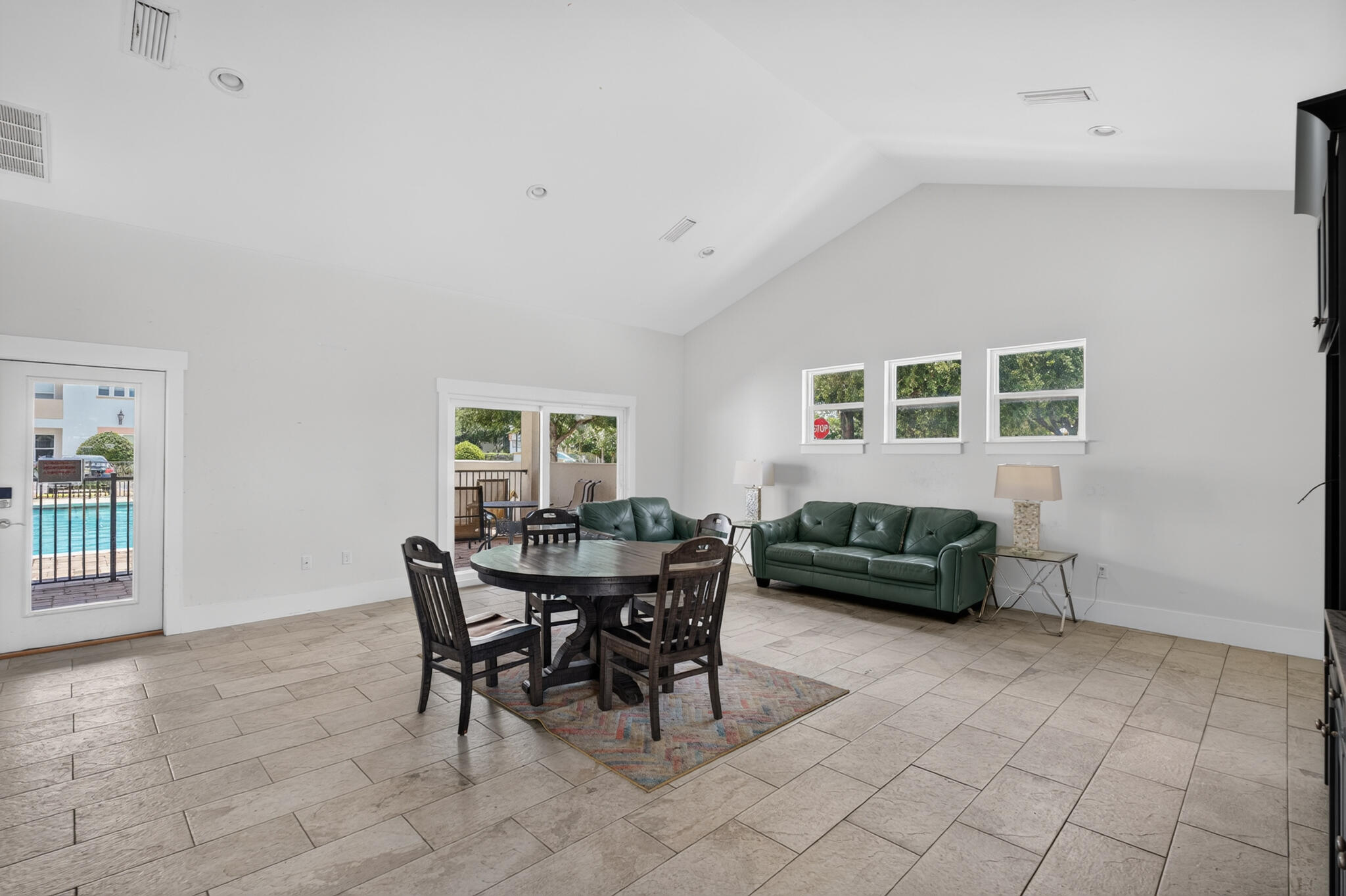 995 Airport Road, Unit 1 Destin, FL 32541 - Photo 57 of 62 Clubhouse by pool