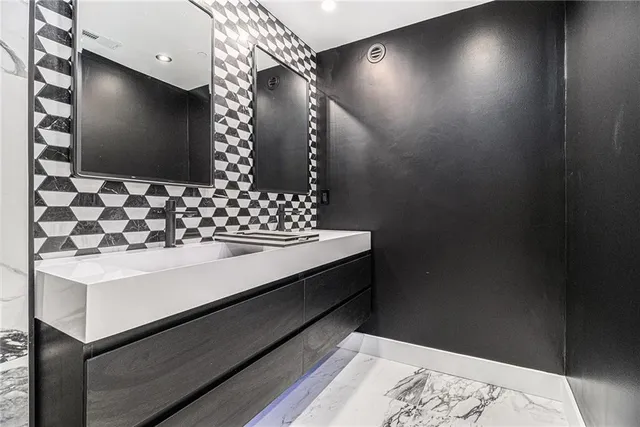 $2,500 | 199 14th Street Northeast, Unit 103, Atlanta, GA 30309