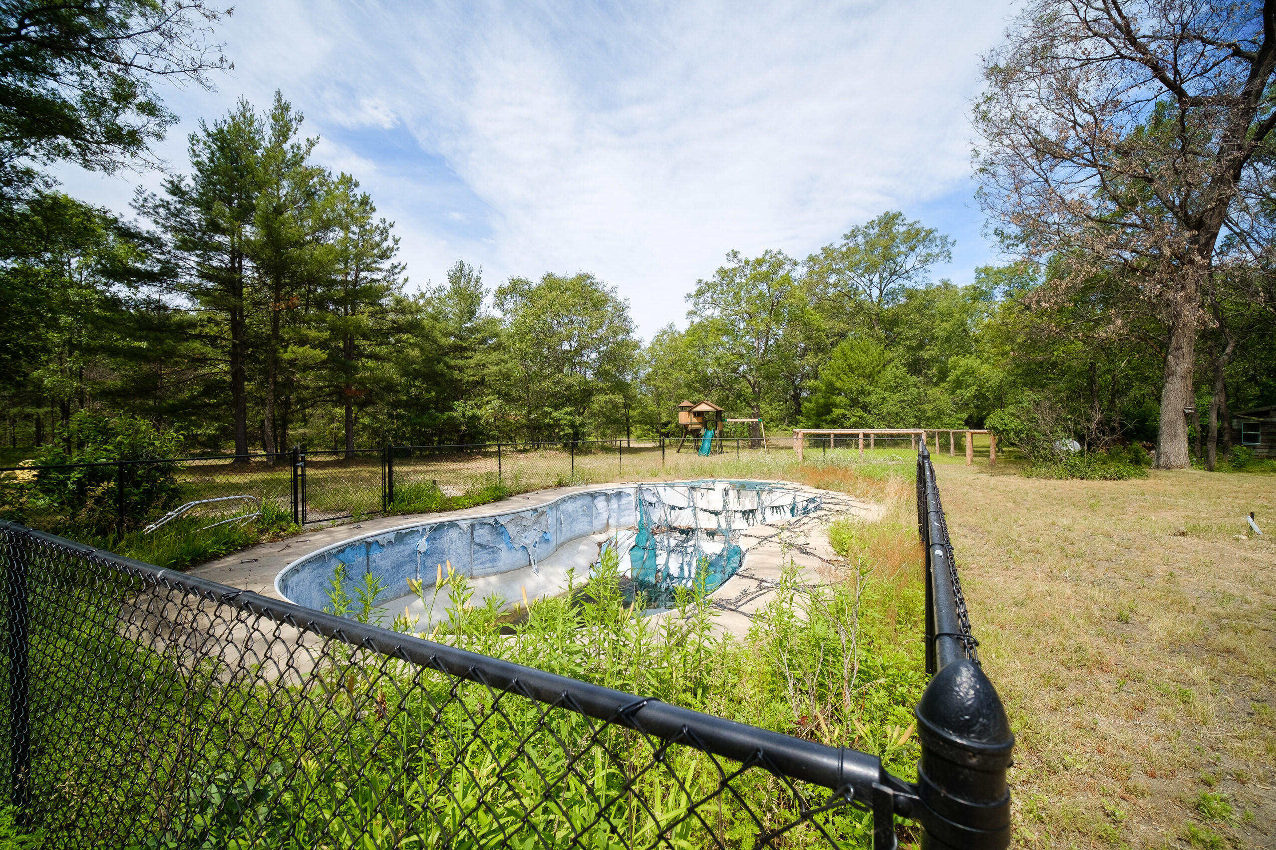 1076 Crystal Lake Road Whitehall, MI 49461 - Photo 19 of 89 1076_W_Crystal_Lake_Rd-19