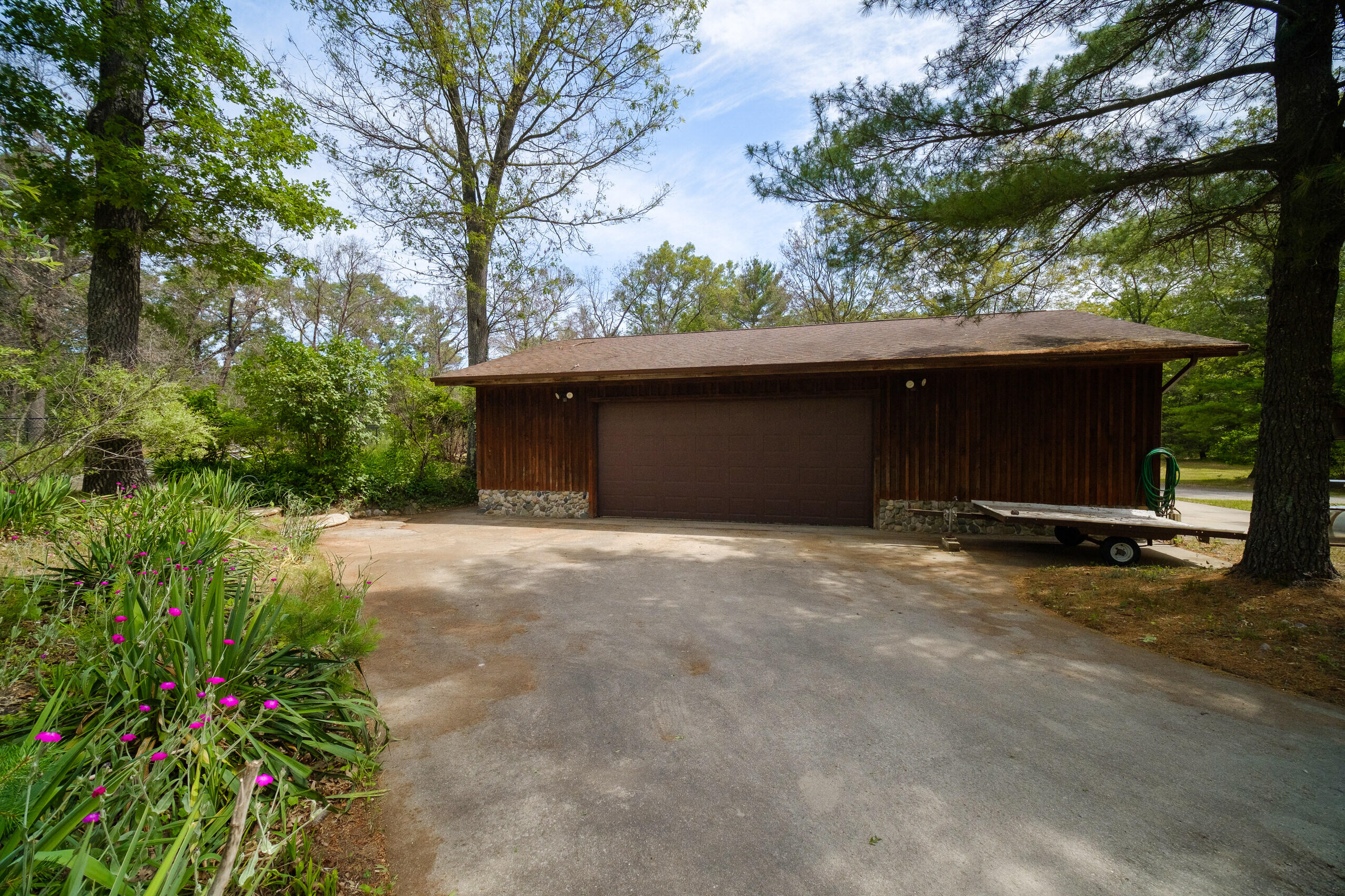 1076 Crystal Lake Road Whitehall, MI 49461 - Photo 30 of 89 1076_W_Crystal_Lake_Rd-30