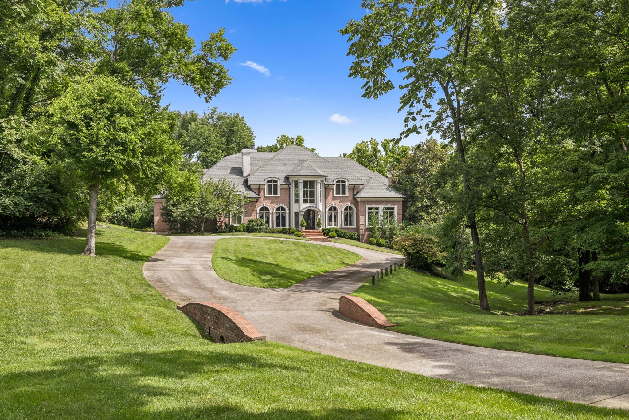 926 Overton Lea Road Nashville, TN 37220 - Photo 4 of 99