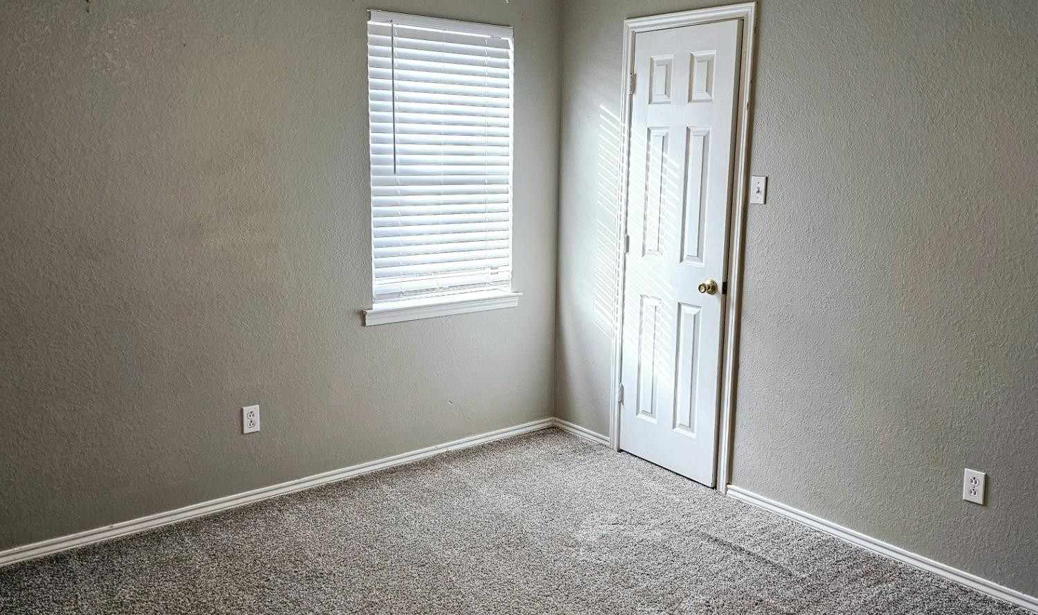 6219 8th Street Lubbock, TX 79416 - Photo 9 of 12 2nd Bedroom
