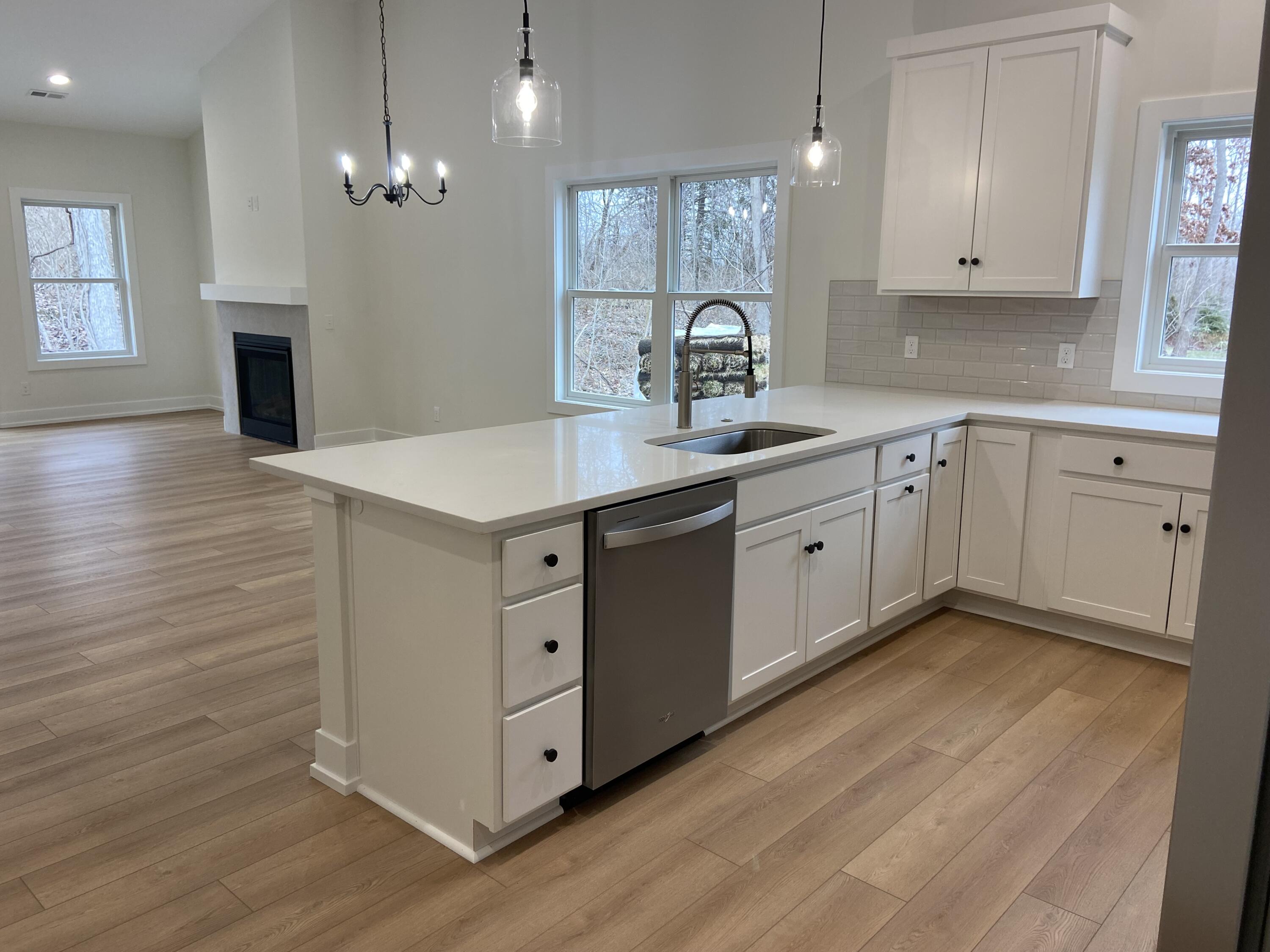 725 Violet Way St. Joseph, MI 49085 - Photo 9 of 20 IMG_5996