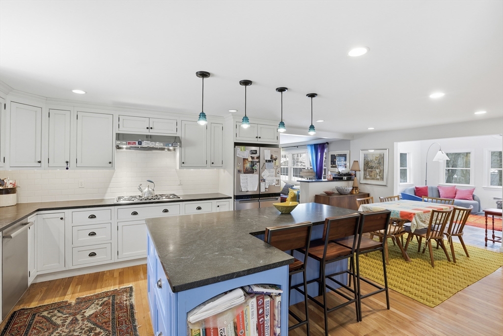 103 Nagog Hill Road Acton, MA 01720 - Photo 8 of 37