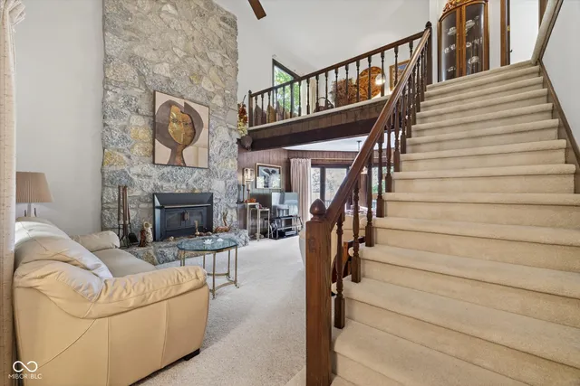 $799,000 | 8002 North Lakeview Drive, Unionville, IN 47468