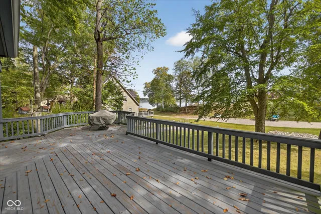 $799,000 | 8002 North Lakeview Drive, Unionville, IN 47468