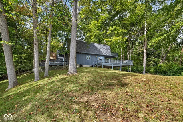 $799,000 | 8002 North Lakeview Drive, Unionville, IN 47468