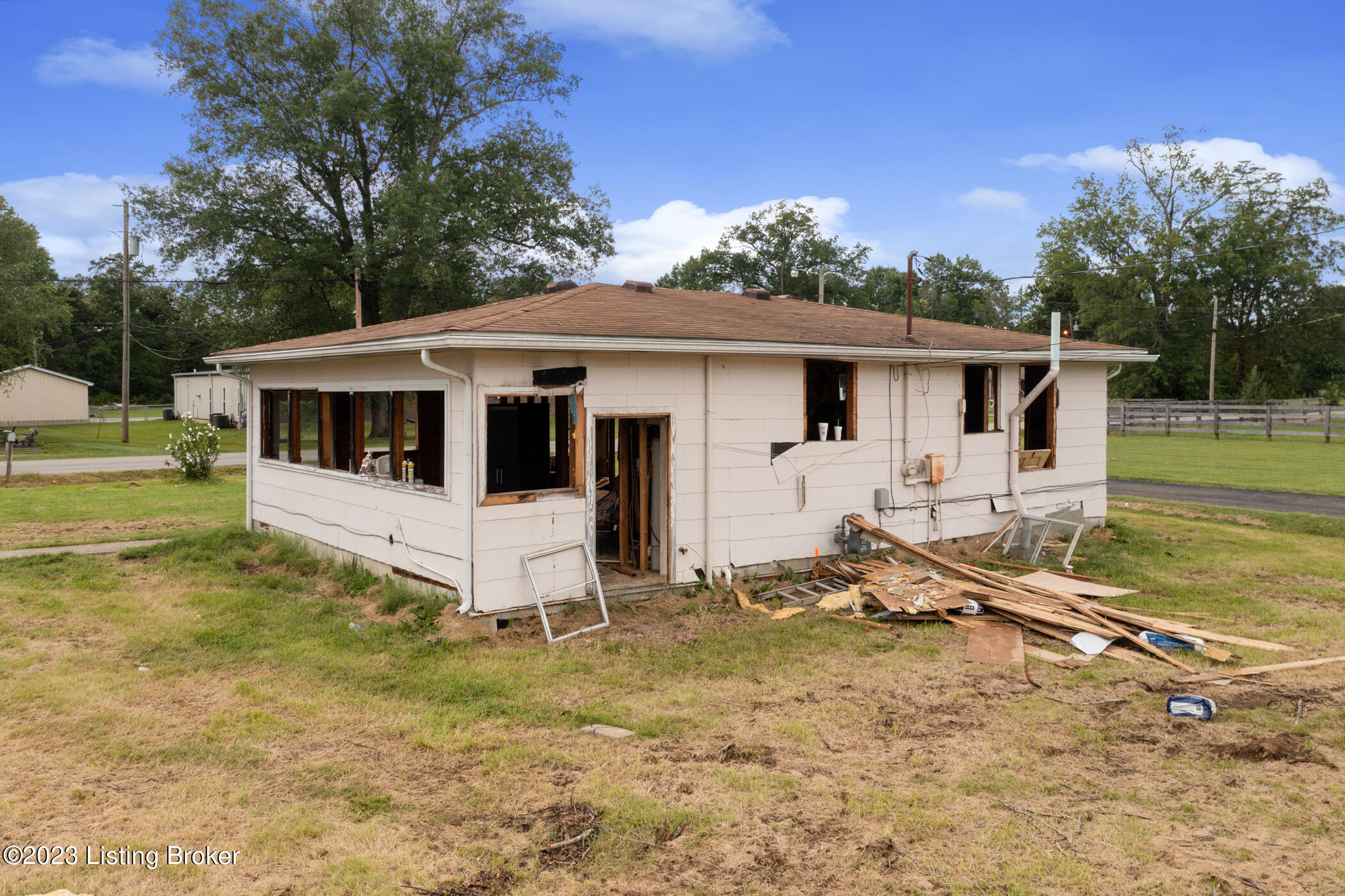 504 Raymond Road Shepherdsville, KY 40165 - Photo 5 of 8 6