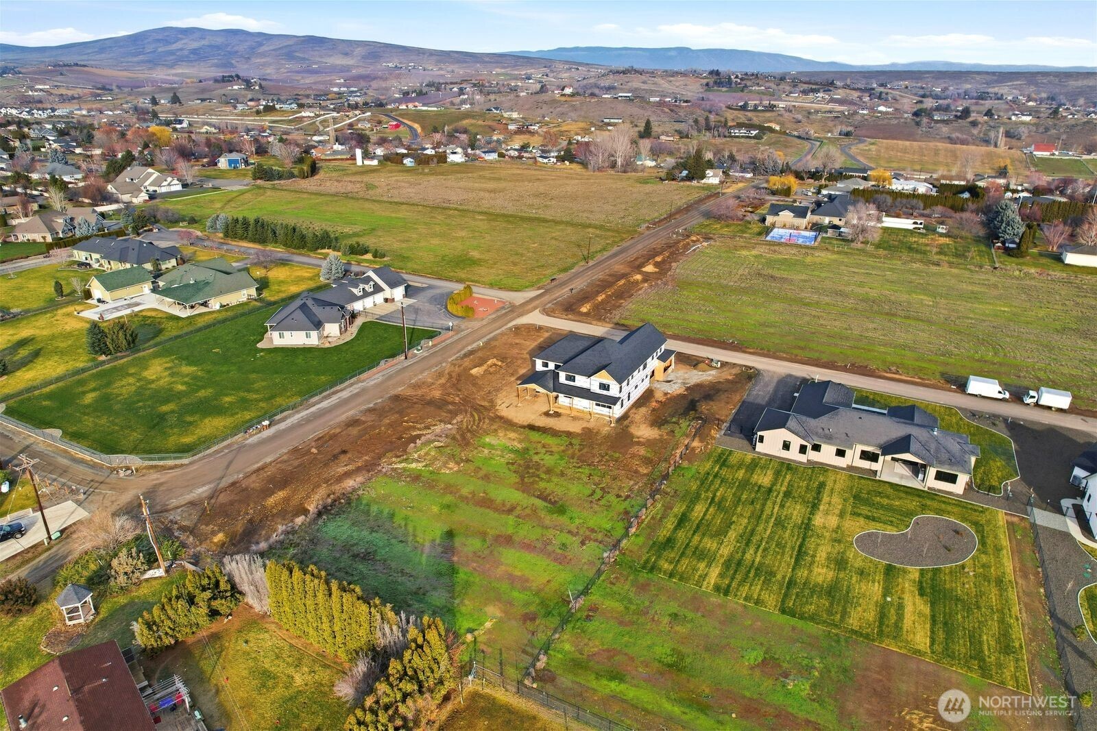 659 South Friedline Road Yakima, WA 98908 - Photo 14 of 32