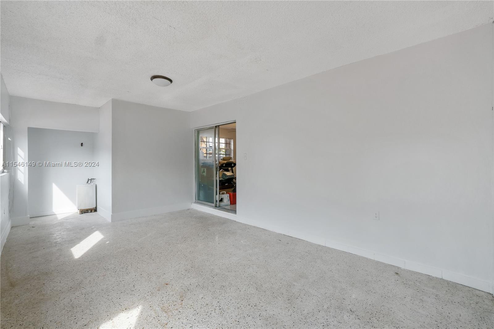 9780 Southwest 37th Terrace Miami, FL 33165 - Photo 23 of 49