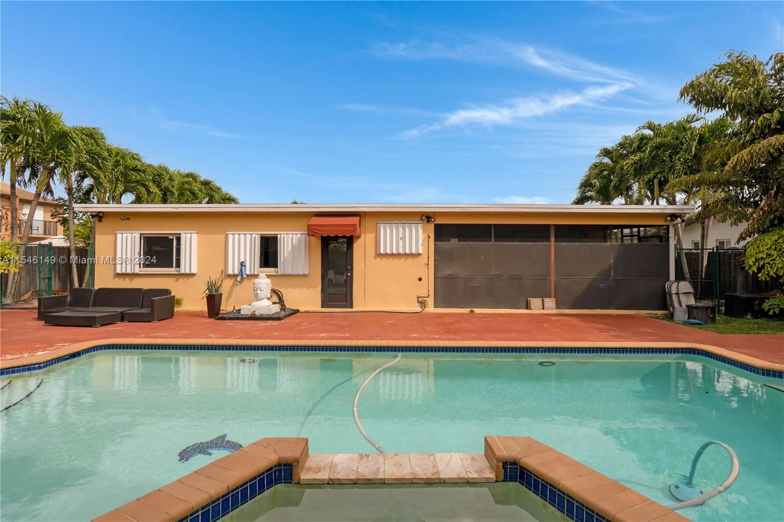 9780 Southwest 37th Terrace Miami, FL 33165 - Photo 27 of 49