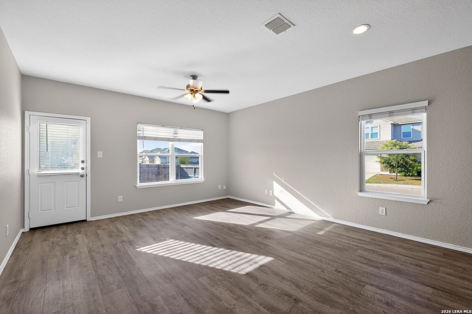 12904 Cicely Court St. Hedwig, TX 78152 - Photo 11 of 27