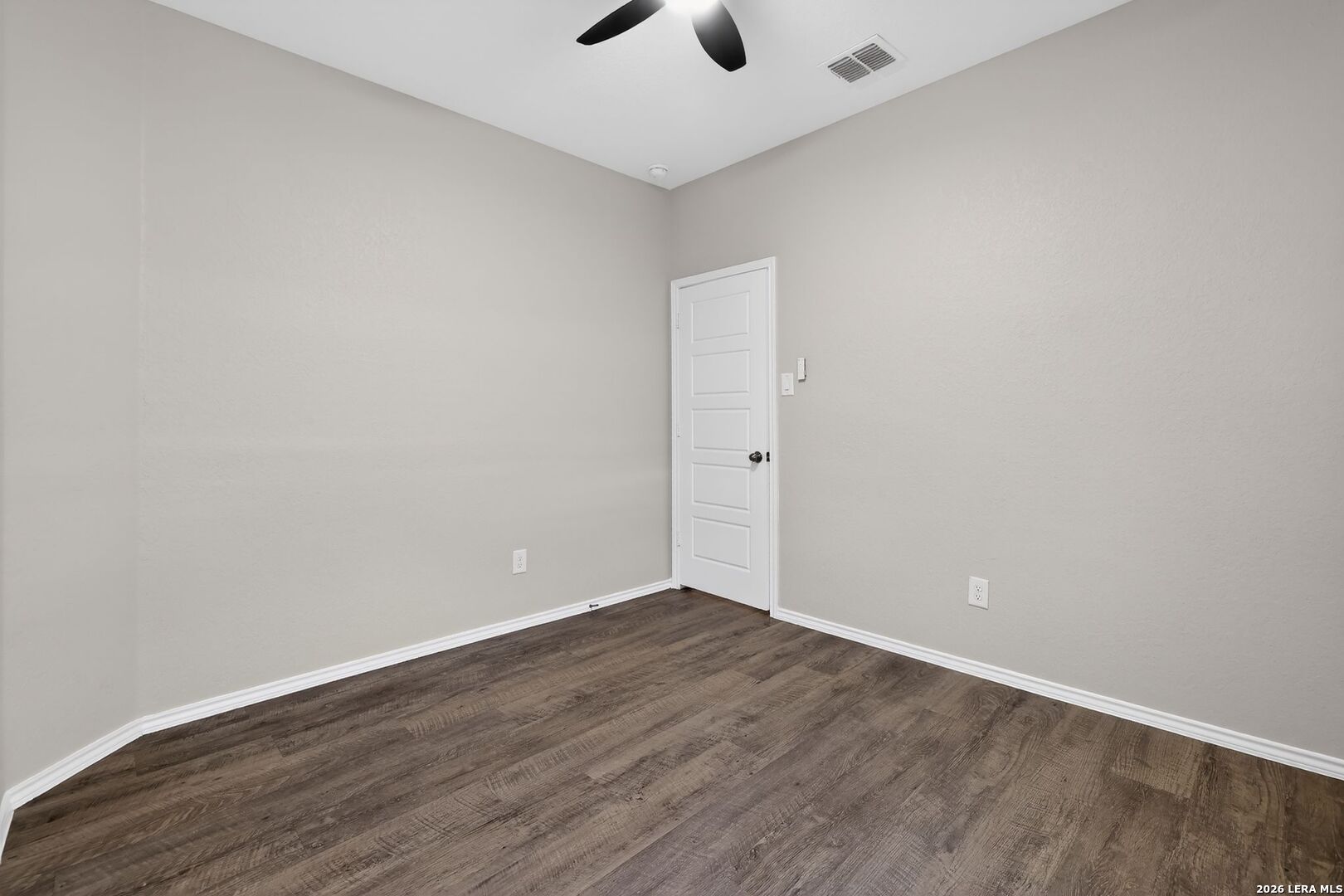 12904 Cicely Court St. Hedwig, TX 78152 - Photo 14 of 27