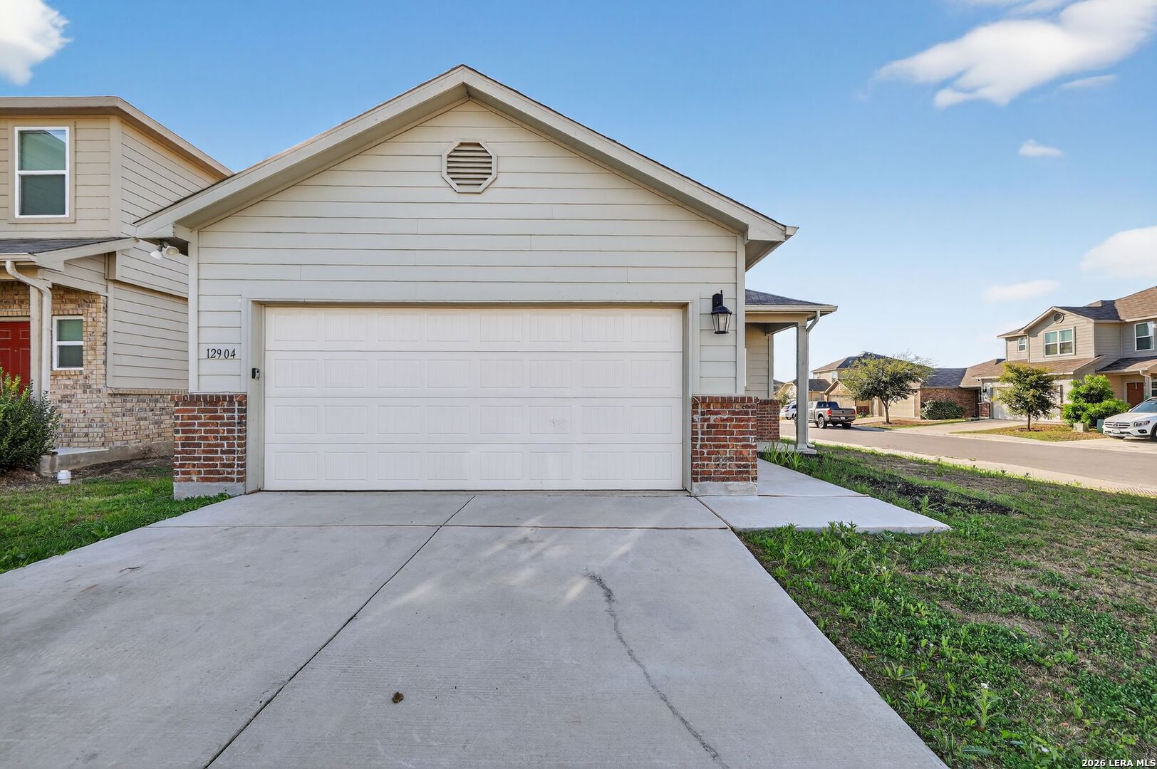 12904 Cicely Court St. Hedwig, TX 78152 - Photo 2 of 27