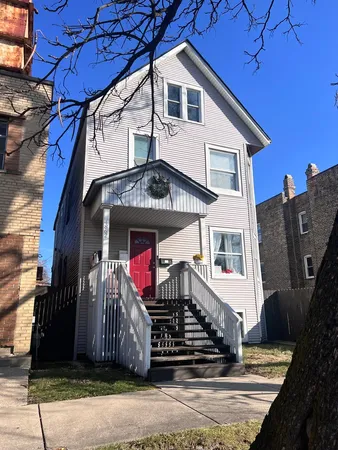 $550,000 | 4862 West Cortland Street, Chicago, IL 60639