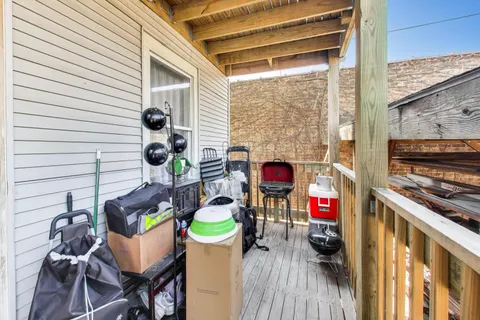 $550,000 | 4862 West Cortland Street, Chicago, IL 60639