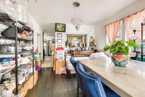 $550,000 | 4862 West Cortland Street, Chicago, IL 60639