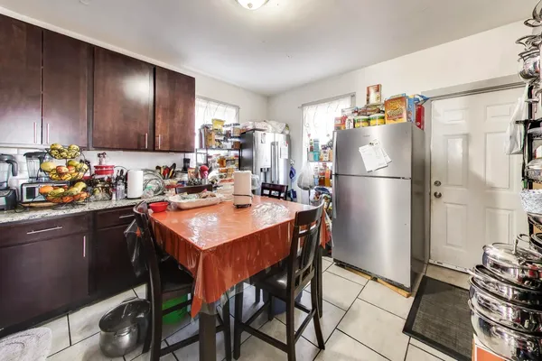 $550,000 | 4862 West Cortland Street, Chicago, IL 60639