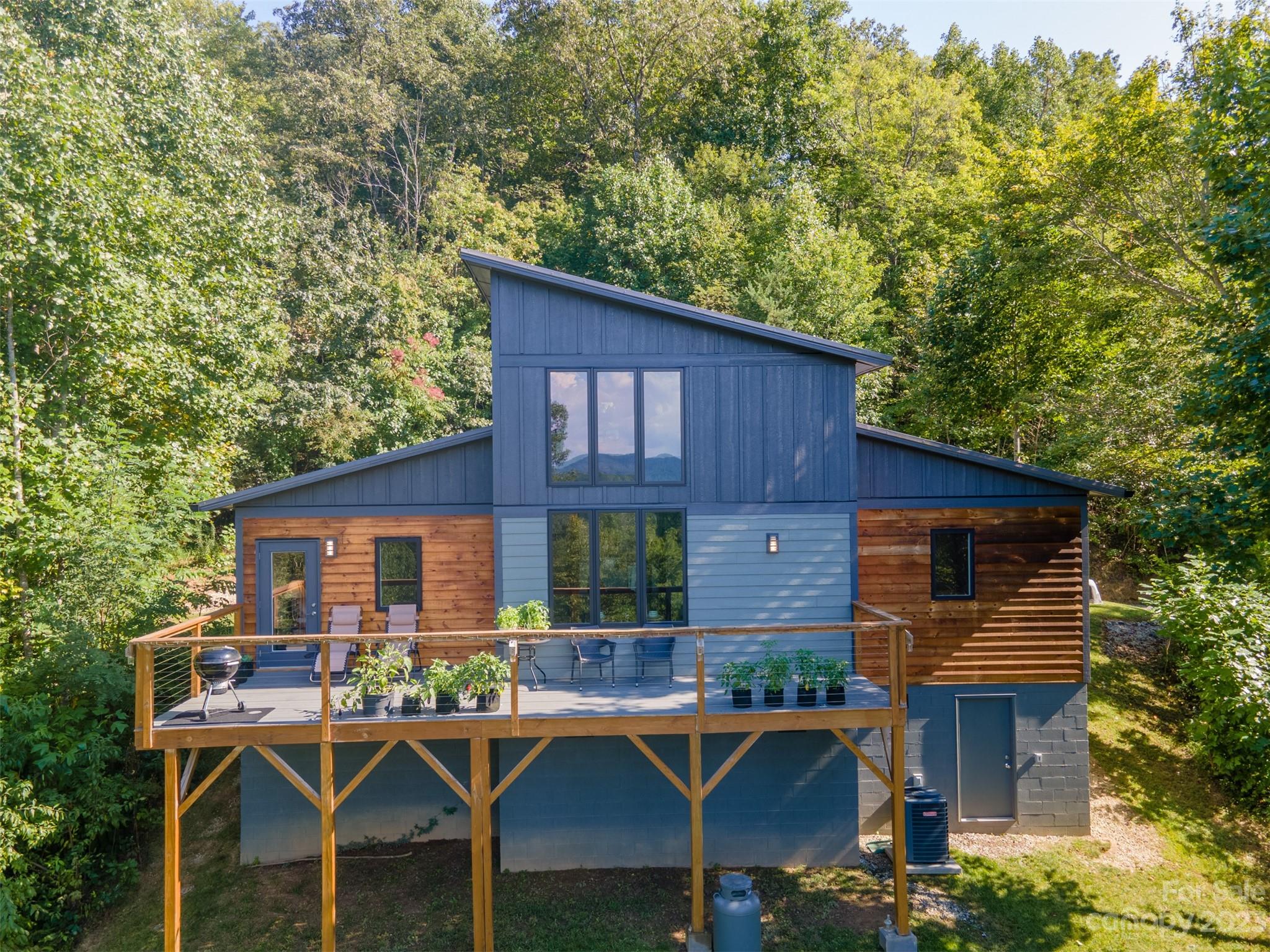 486 Wooten Road Franklin, NC 28734 - Photo 45 of 45 Gallery Image 45