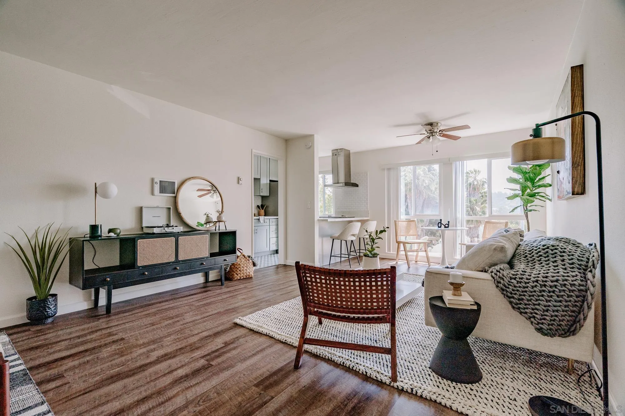 6780 Friars Road, Unit 346 San Diego, CA 92108 - Photo 1 of 29 a living room with furniture