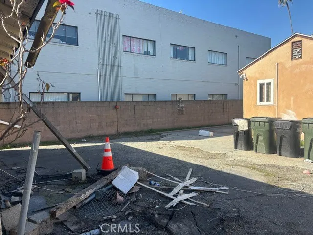 a view of outdoor space