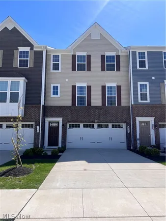 $310,000 | 4025 North Steels Circle, Stow, OH 44224